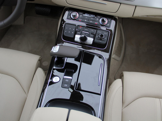 audi a8 pic #103400