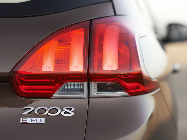 peugeot 2008 pic #108727