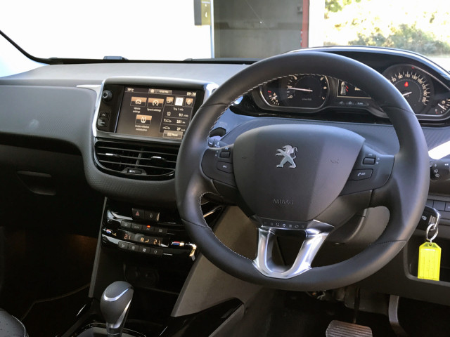 peugeot 2008 pic #180497