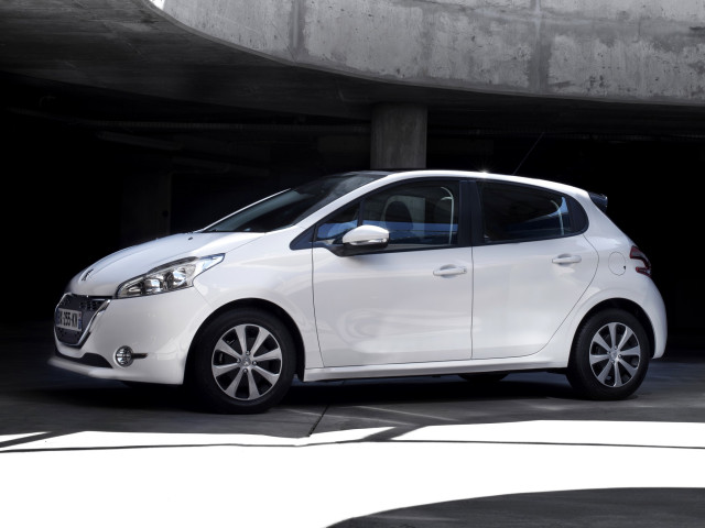 peugeot 208 pic #90123