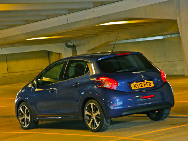 peugeot 208 pic #93657