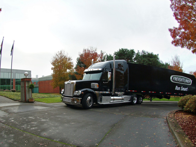 freightliner coronado pic #66652