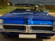 Pontiac Bonneville IV