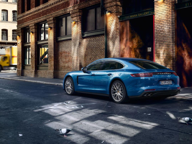 porsche panamera 4 e-hybrid pic #168371