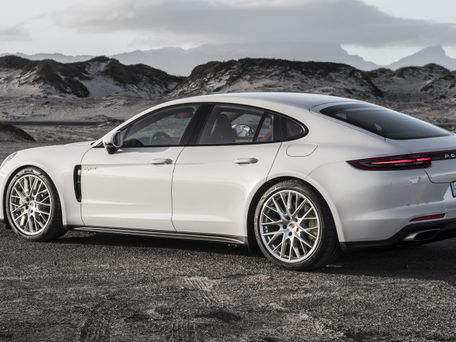 porsche panamera 4 e-hybrid pic #173902