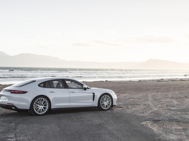 porsche panamera 4 e-hybrid pic #173903