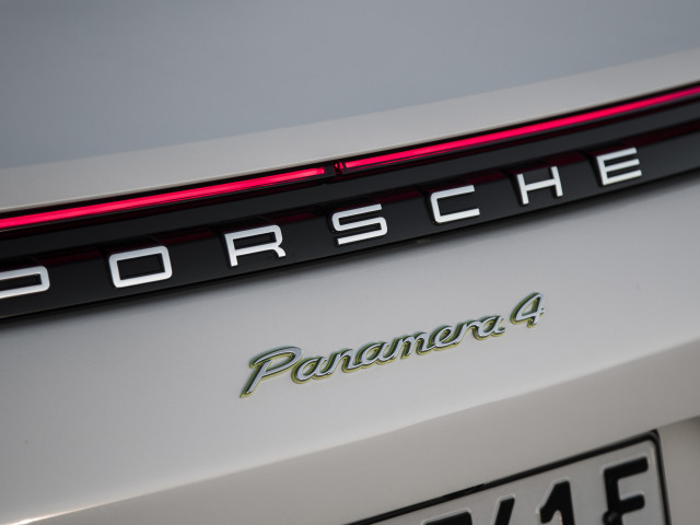 porsche panamera 4 e-hybrid pic #173916