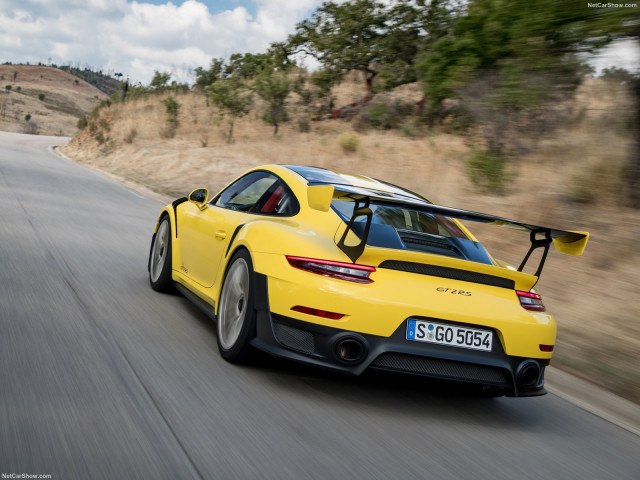 porsche 911 gt2 rs pic #183211