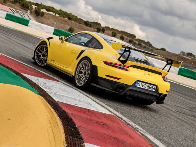 porsche 911 gt2 rs pic #183213