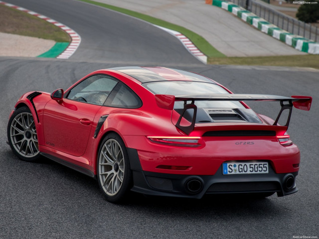 porsche 911 gt2 rs pic #183214