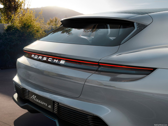 porsche mission e pic #187047