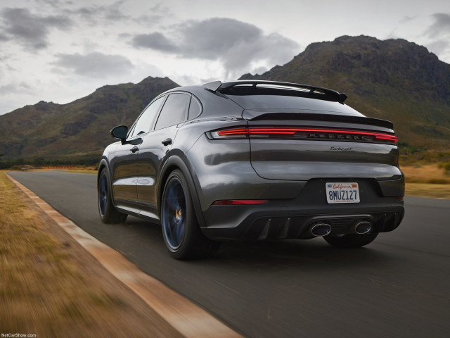 porsche cayenne turbo pic #203587