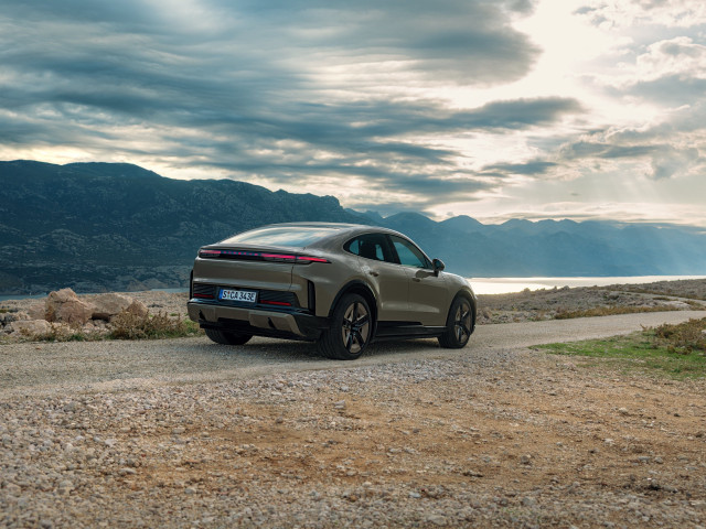 porsche cayenne coupe pic #208163
