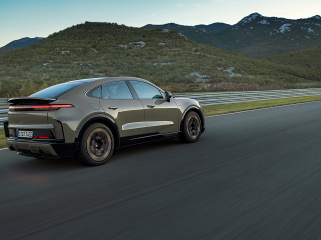 porsche cayenne coupe pic #208165