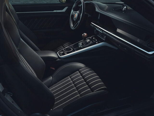 Porsche 911 VIII (992) photo 209836