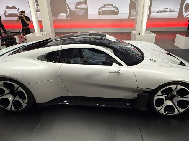Porsche Mission S I photo 211280