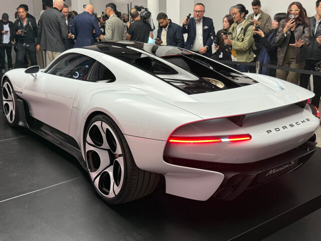 Porsche Mission S I photo 211282