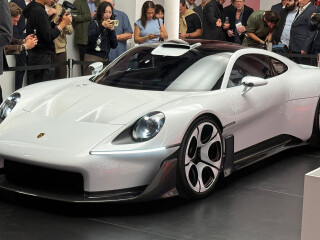 Porsche Mission S