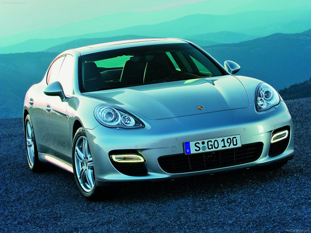 porsche panamera turbo pic #65027