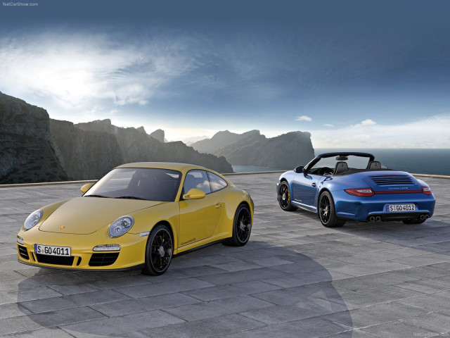 porsche 911 carrera 4 gts pic #80580