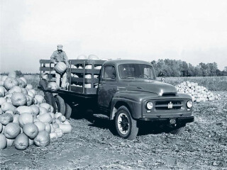 International Harvester R160
