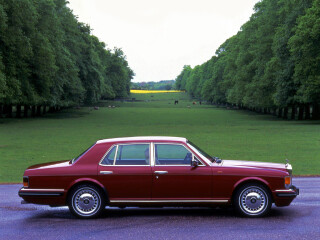 Rolls-Royce Silver Spirit III (SZ)