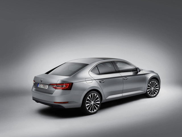 skoda superb pic #138000