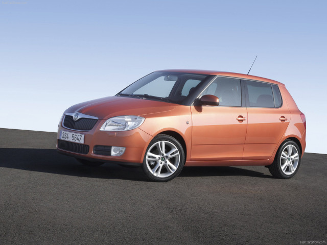 skoda fabia hatchback pic #39733