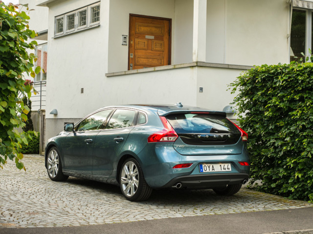 volvo v40 pic #104468