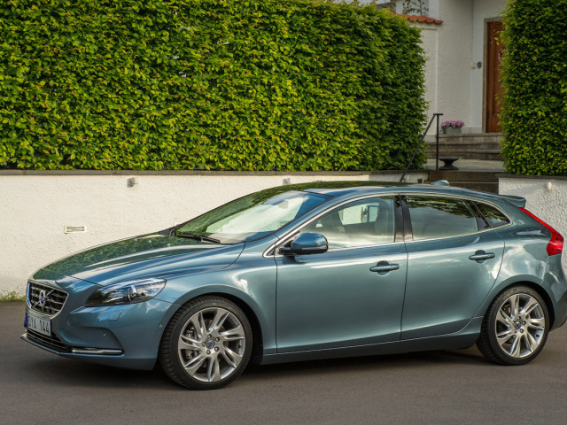 volvo v40 pic #104471