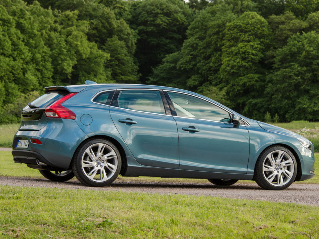 volvo v40 pic #104554