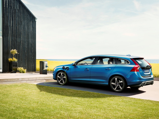 volvo v60 plug-in hybrid pic #117446