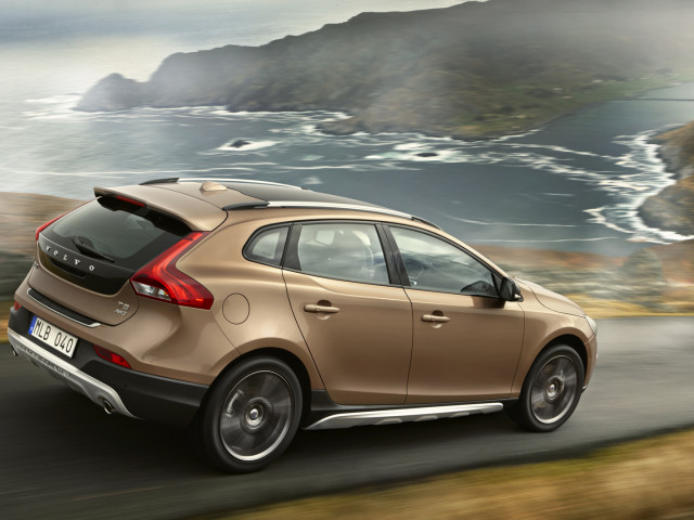 volvo v40 cross country pic #126519