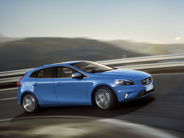 volvo v40 r-design pic #126548