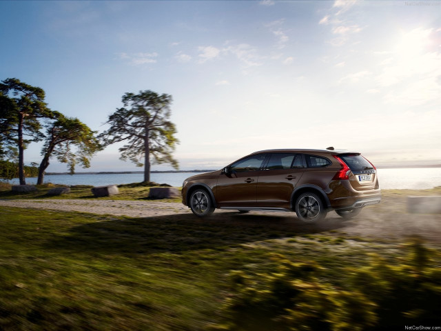 volvo v60 cross country pic #146886