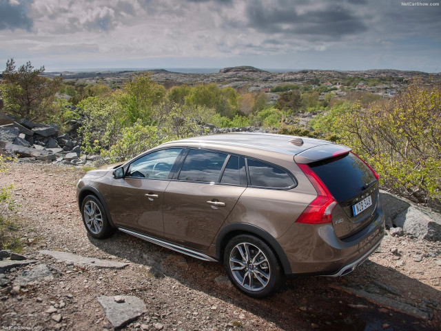 volvo v60 cross country pic #146889