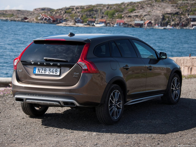 volvo v60 cross country pic #146891