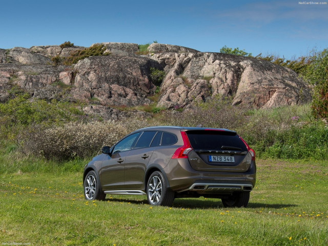 volvo v60 cross country pic #146895