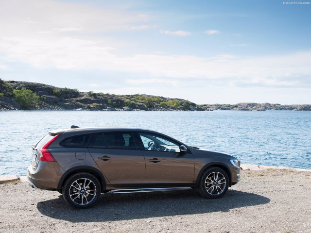 volvo v60 cross country pic #146899