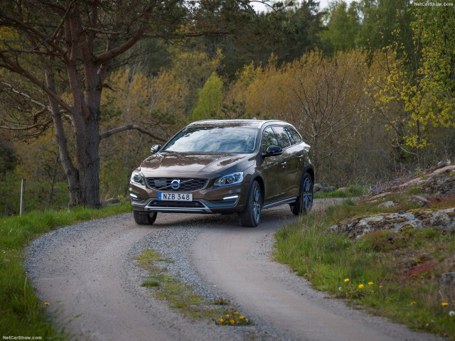 volvo v60 cross country pic #146907