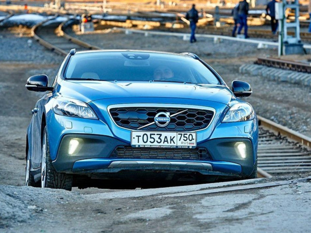 volvo v40 cross country pic #155329