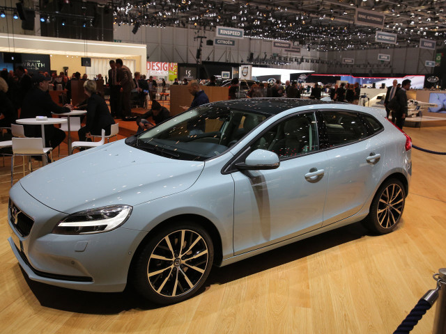 volvo v40 pic #162247