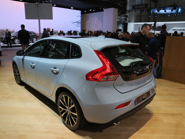 volvo v40 pic #162257