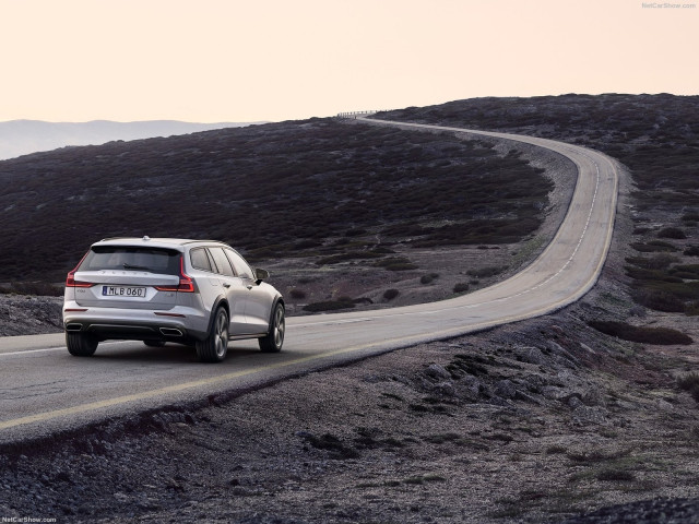 volvo v60 cross country pic #190730