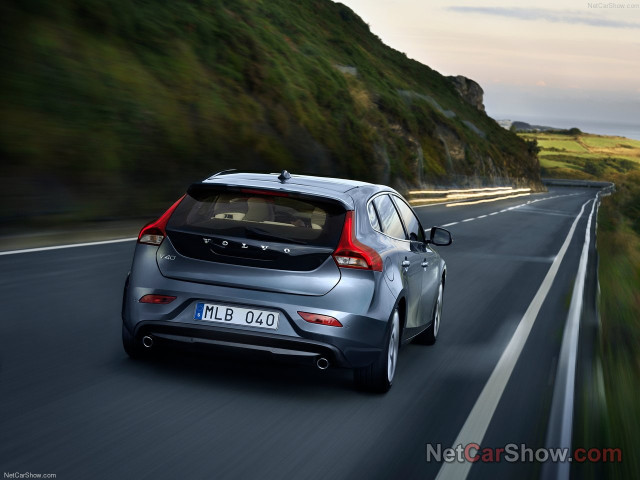 volvo v40 pic #89192