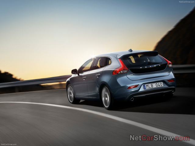 volvo v40 pic #89195