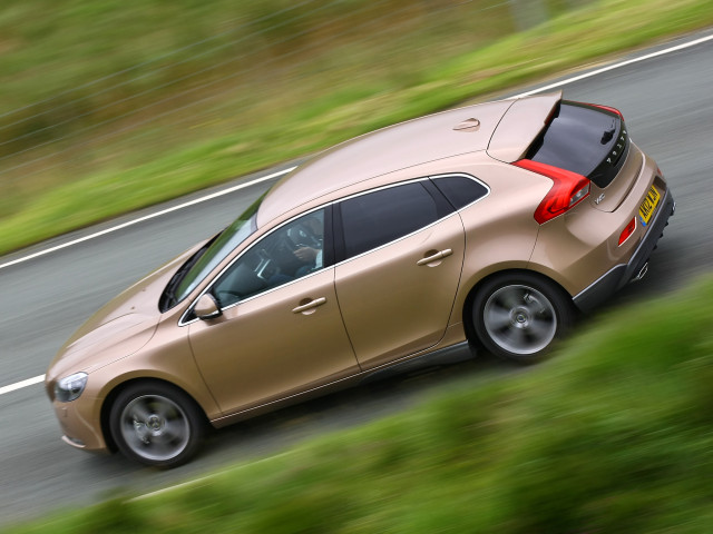 volvo v40 pic #94252