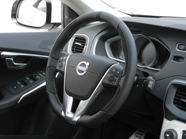 volvo v40 pic #95572