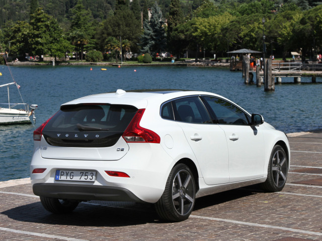 volvo v40 pic #96748