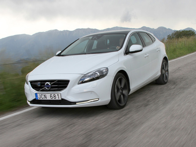 volvo v40 pic #96750